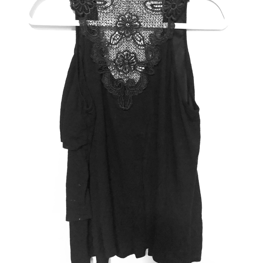 Black tiered tank with lace back